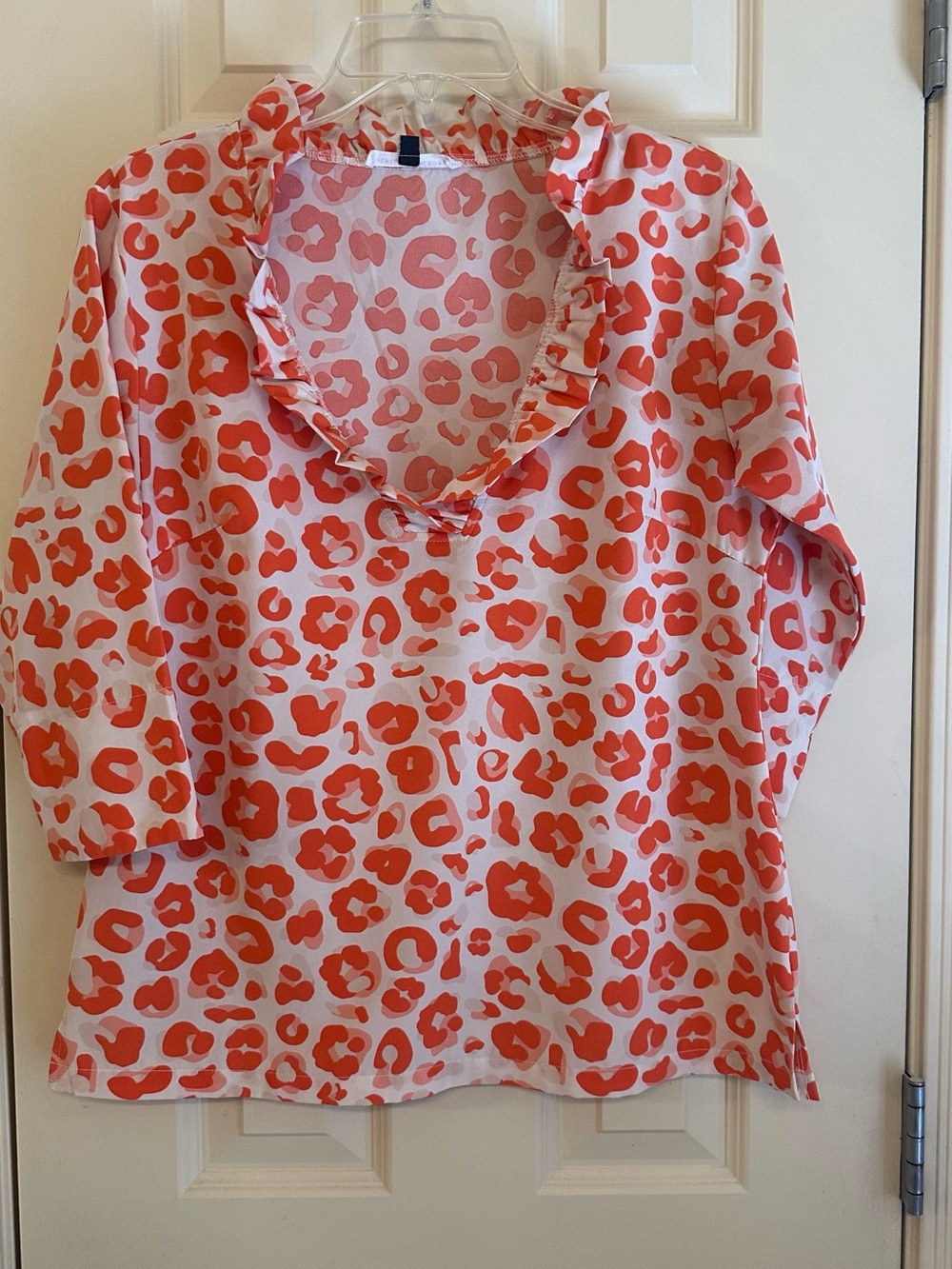 Ruffle V-Neck Leopard Print Tunic in Coral and White